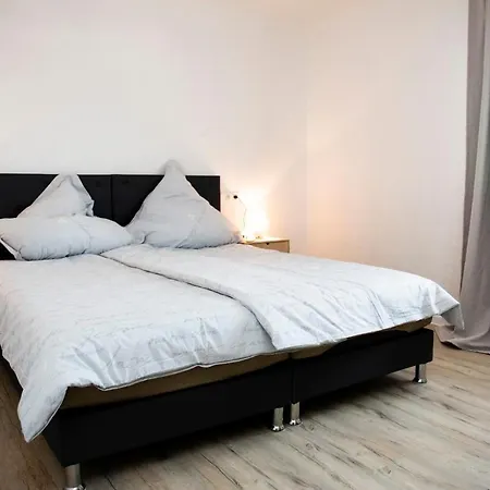 Gastehaus M&m Bed & Breakfast *